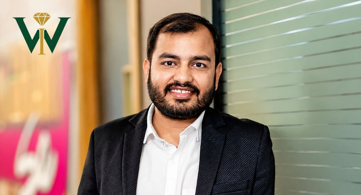 Alakh Pandey Net Worth